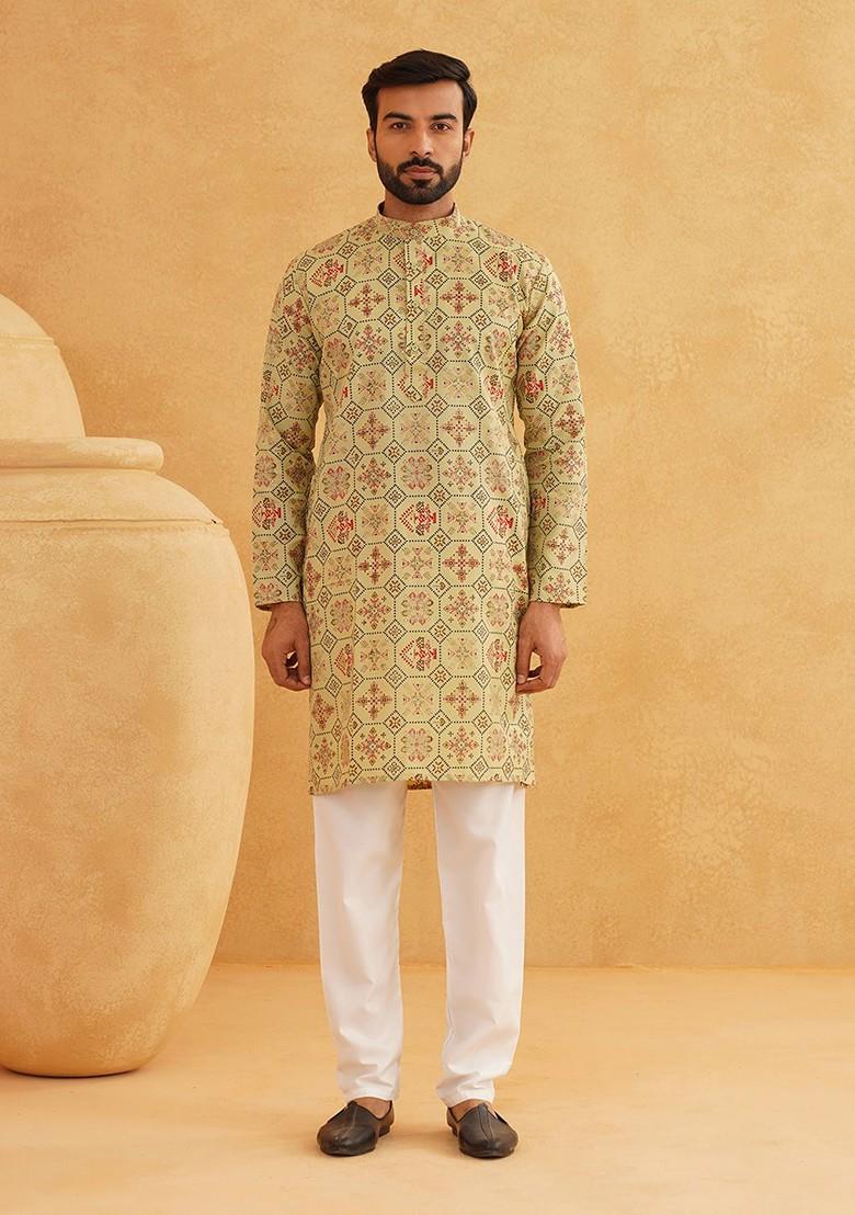 Green Ethnic Motifs Cotton Kurta Set For Men