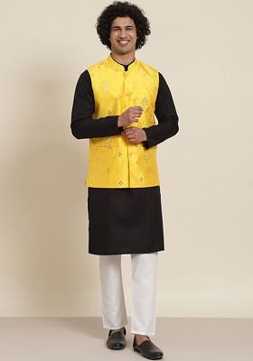 Black Solid Cotton Kurta Set For Men