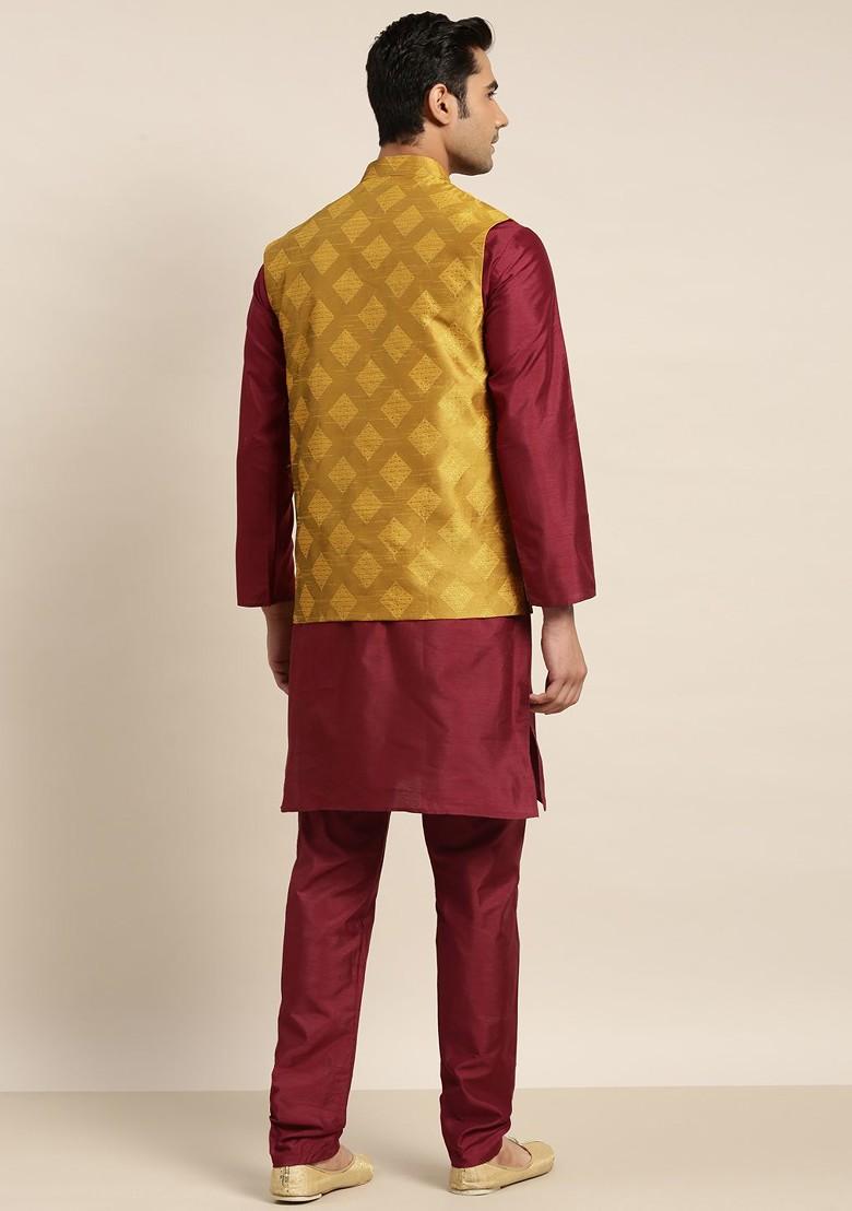 Maroon Solid Poly Blend Kurta Set For Men