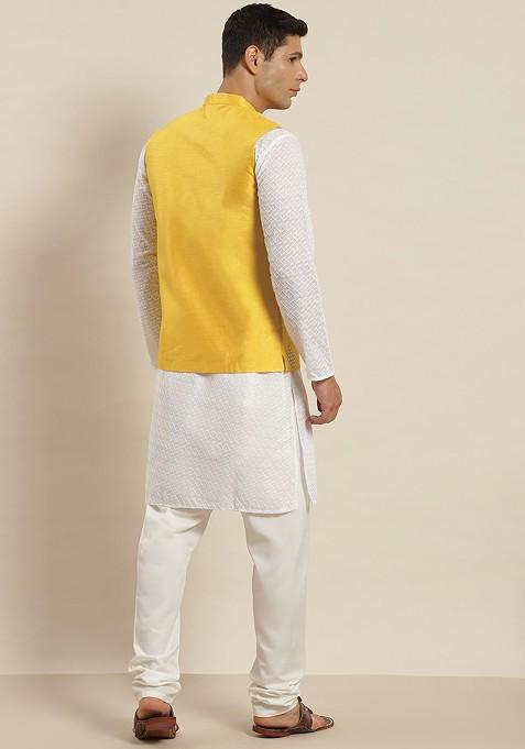 White Ethnic Motifs Cotton Kurta Set For Men