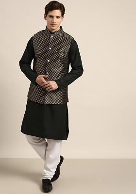 Black Solid Cotton Kurta Set For Men
