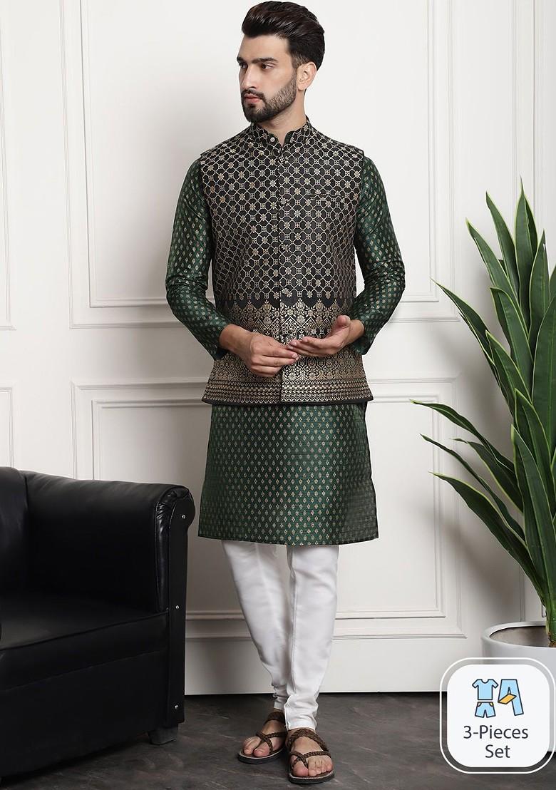 Green Ethnic Motifs Cotton Kurta Set For Men