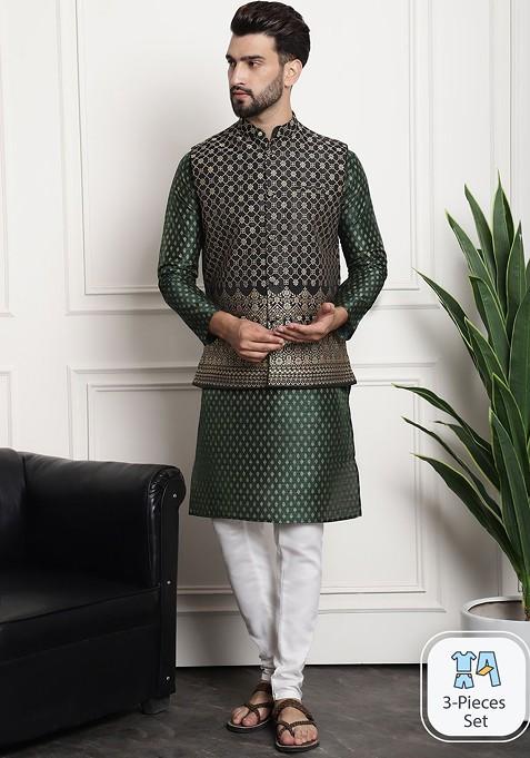 Green Ethnic Motifs Cotton Kurta Set For Men