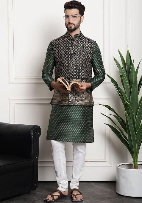 Green Ethnic Motifs Cotton Kurta Set For Men