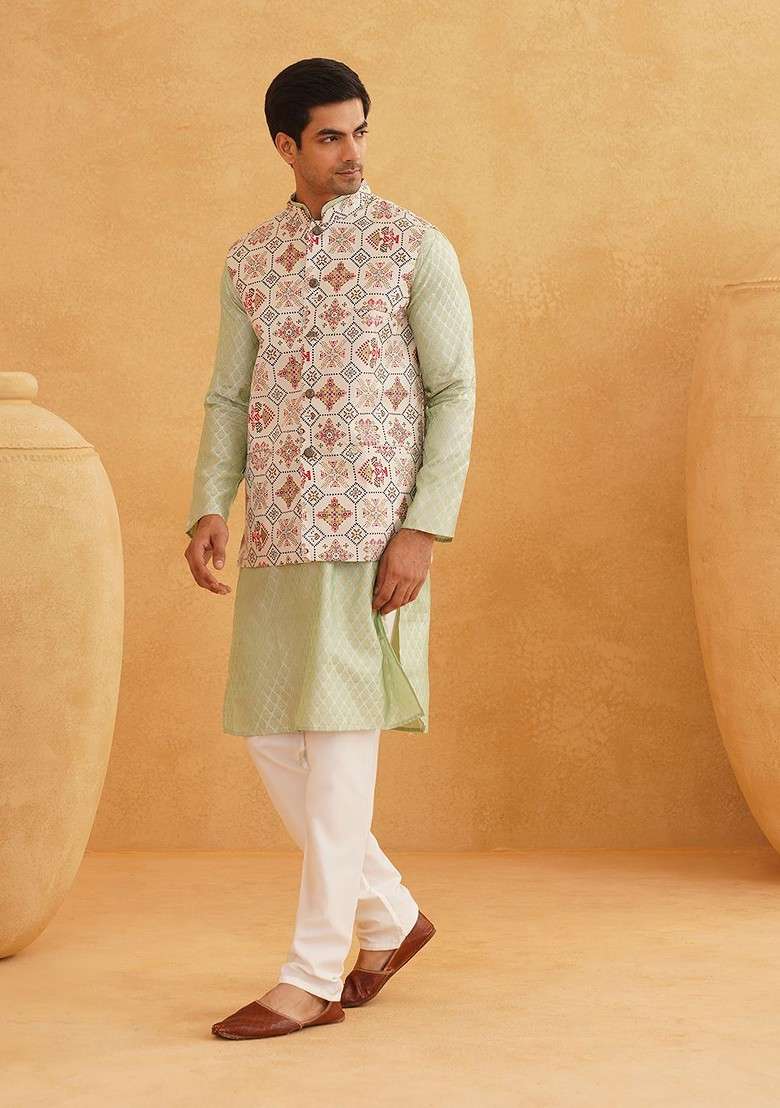 Green Ethnic Motifs Poly Blend Kurta Set For Men - Indya