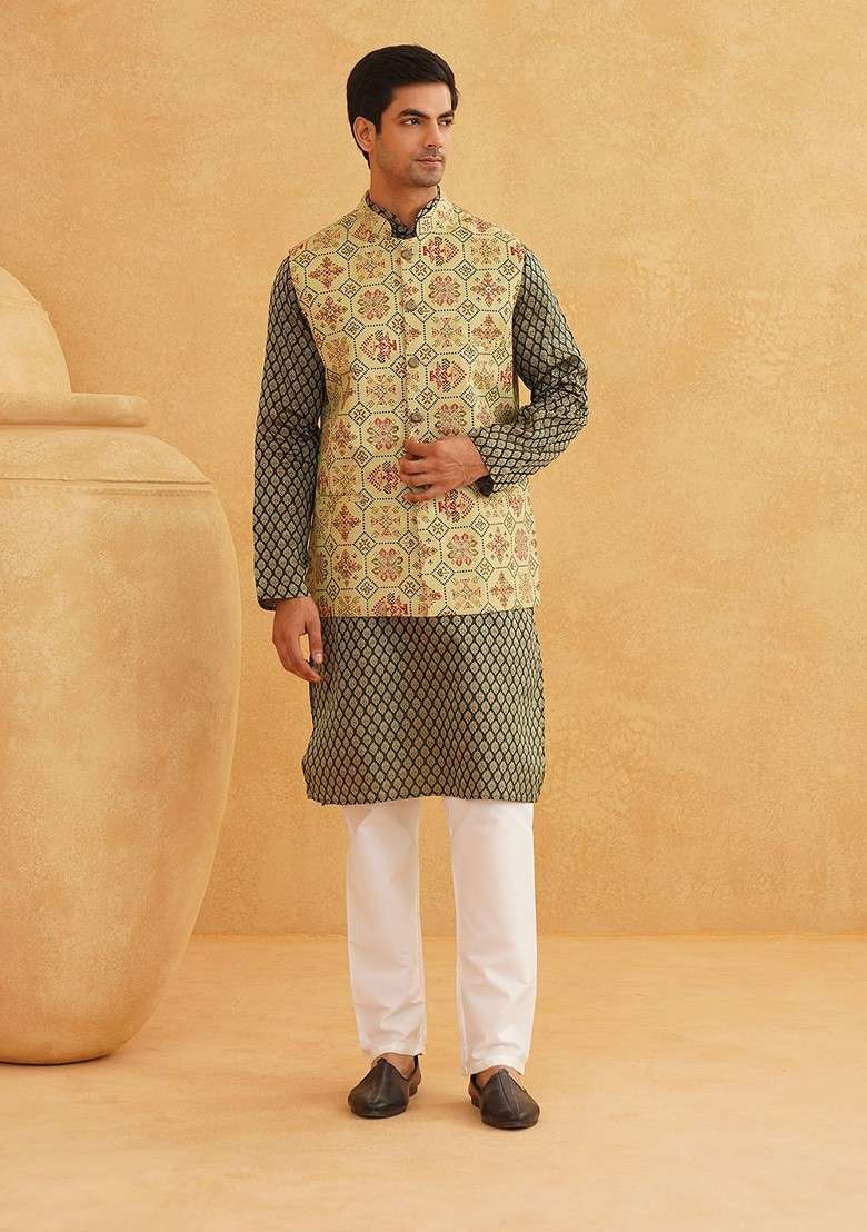 Green Ethnic Motifs Poly Blend Kurta Set For Men - Indya