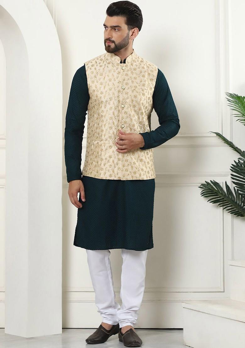 Green Ethnic Motifs Cotton Kurta Set For Men