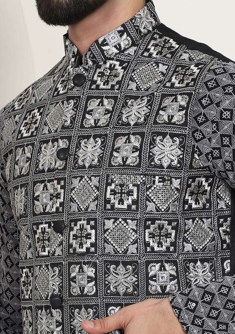 Grey Embroidered Cotton Kurta Set For Men - Indya