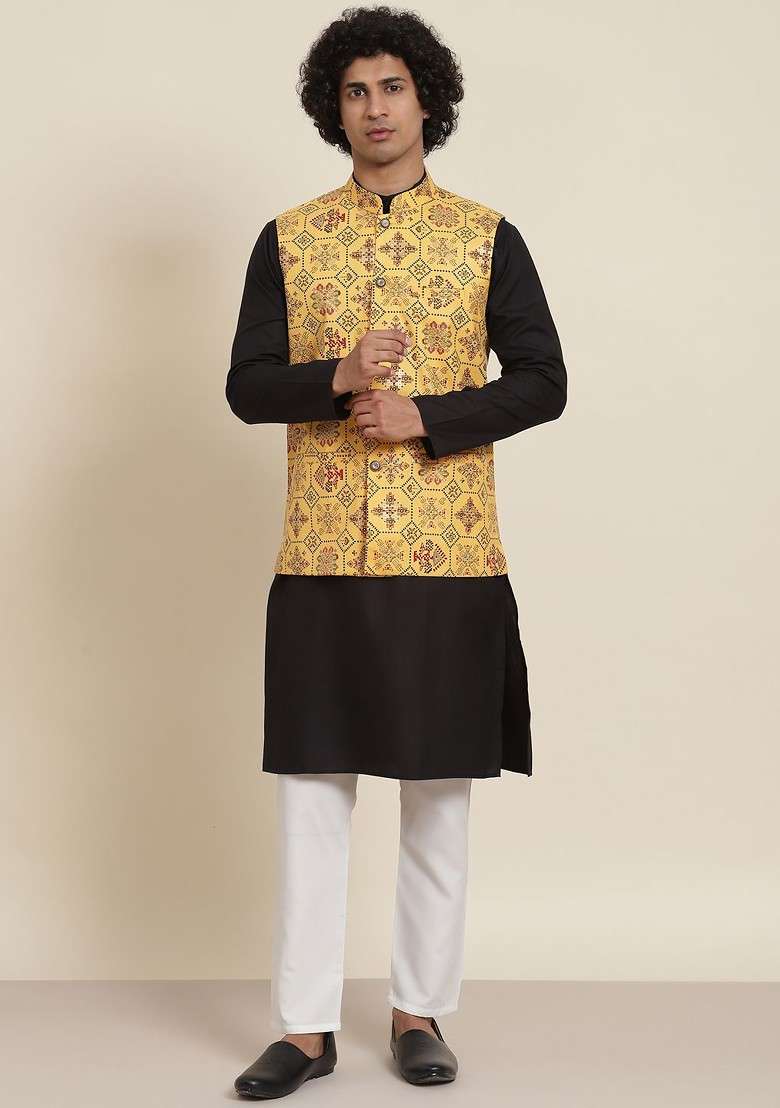 Black Solid Cotton Kurta Set For Men - Indya
