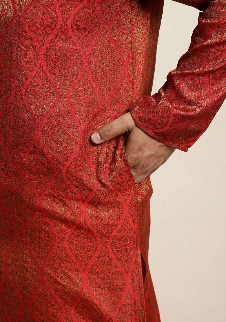 Red Solid Jacquard Kurta Set For Men - Indya
