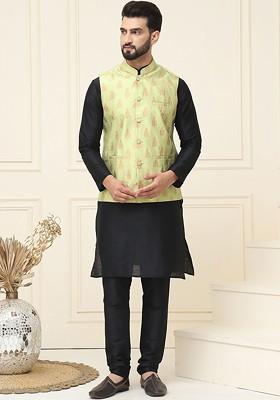 Black Solid Cotton Kurta Set For Men