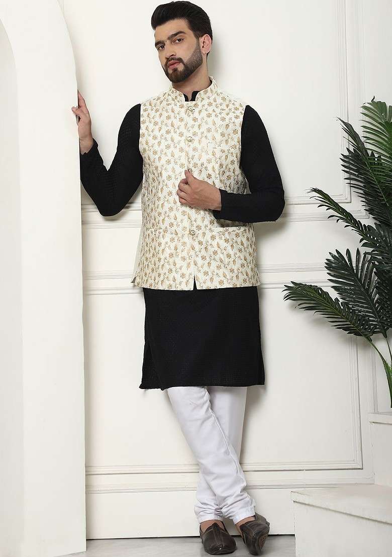 Black Solid Cotton Kurta Set For Men - Indya