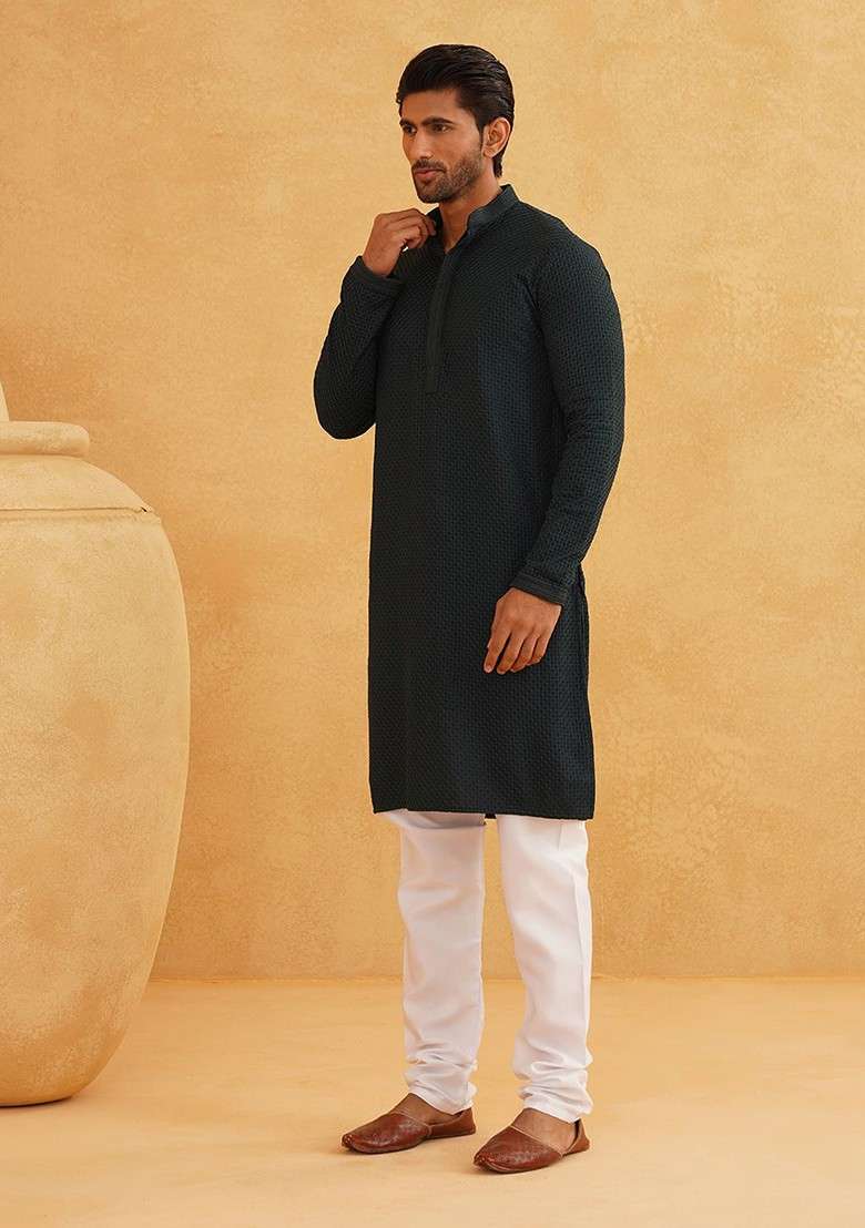 Green Thread Work Cotton Kurta Set For Men - Indya