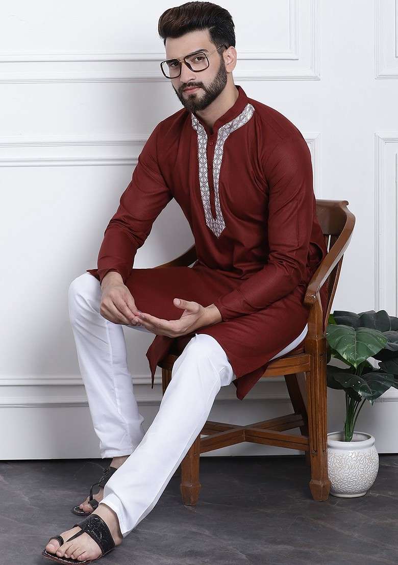 Maroon Solid Cotton Kurta Set For Men - Indya
