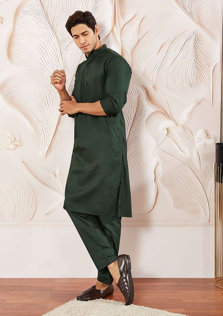 Green Solid Poly Blend Kurta Set For Men - Indya