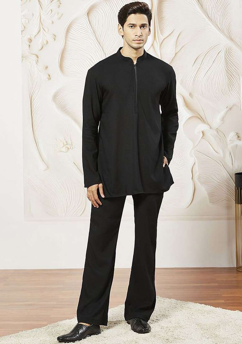 Black Solid Cotton Kurta Set For Men - Indya