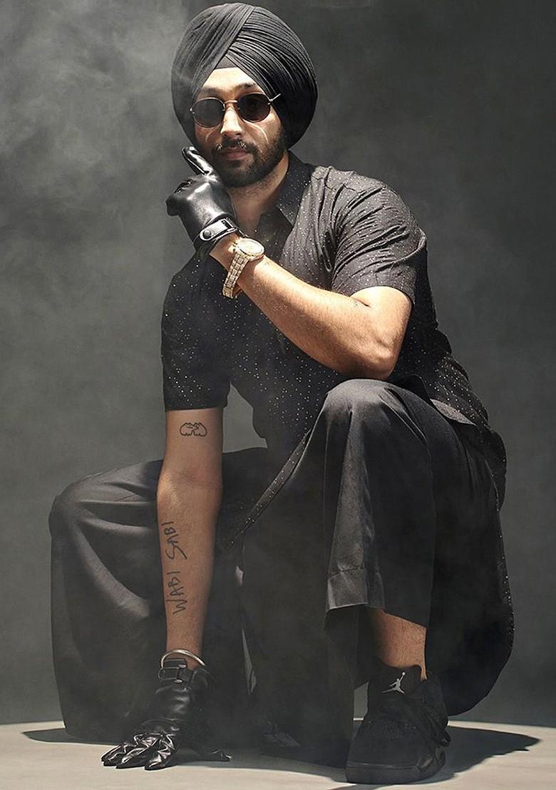 Black Embroidered Poly Blend Kurta Set For Men