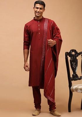 Maroon Solid Poly Blend Kurta Set For Men