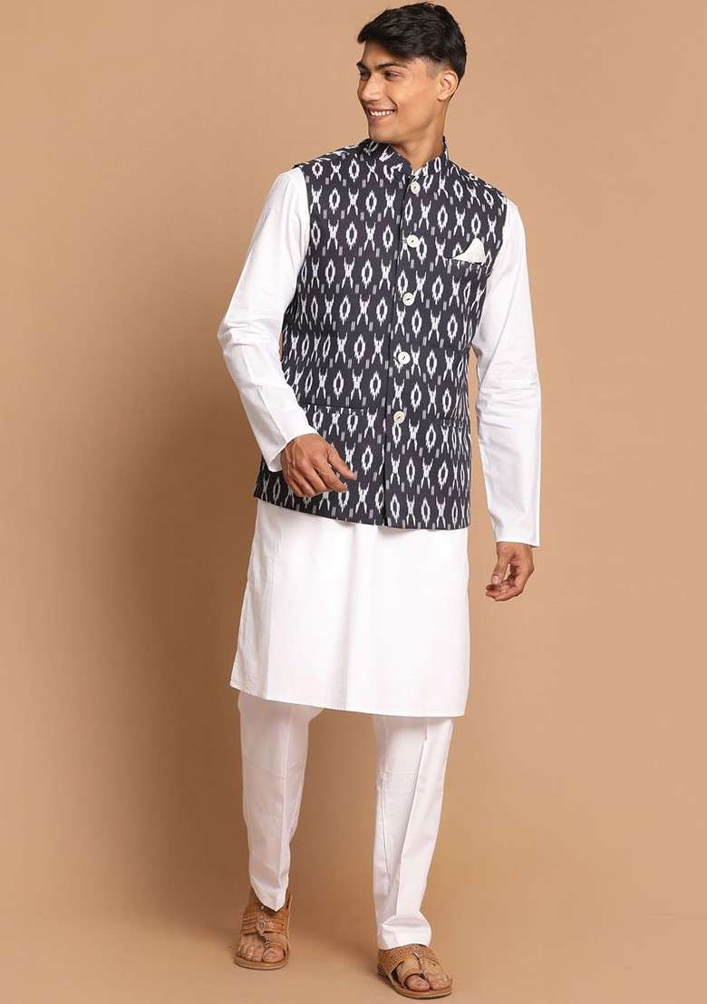 White Solid Cotton Kurta Set For Men - Indya
