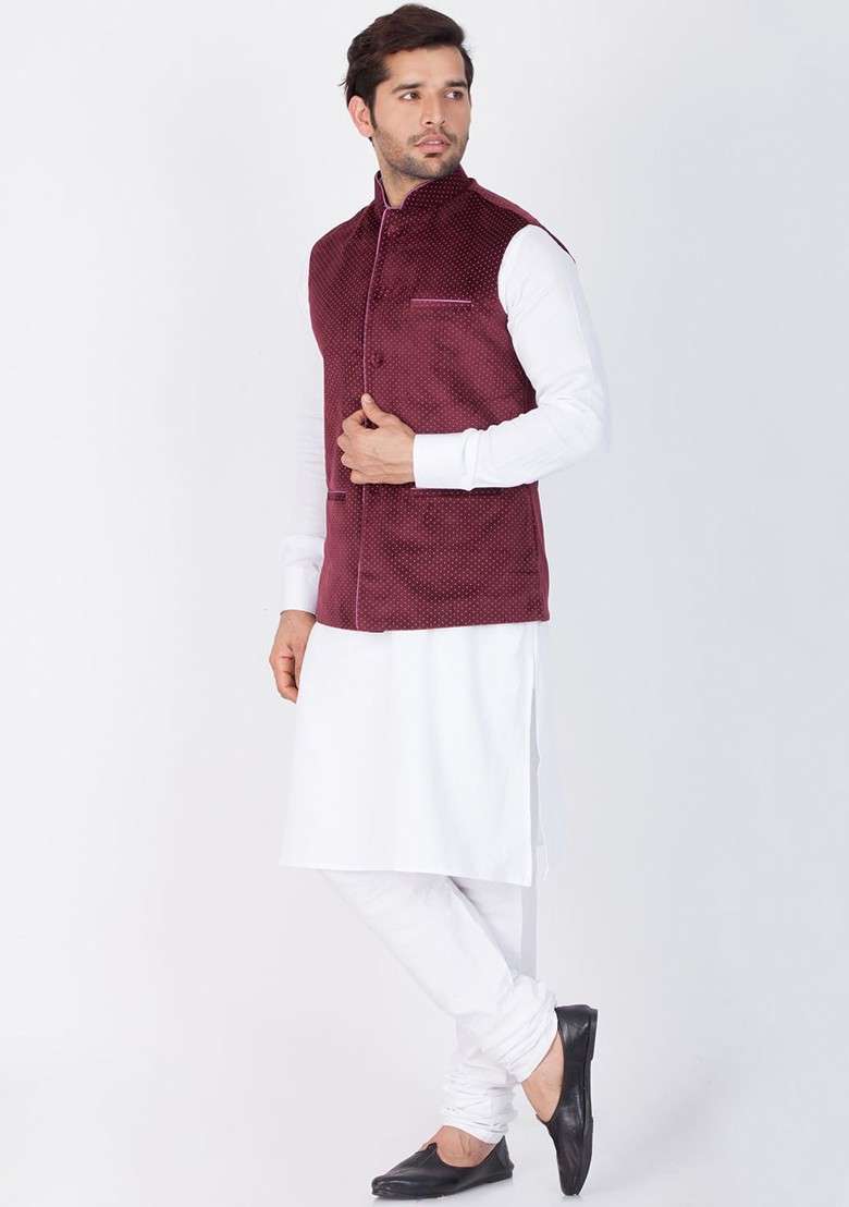 White Ethnic Motifs Cotton Kurta Set For Men - Indya