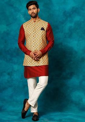 Maroon Solid Poly Blend Kurta Set For Men