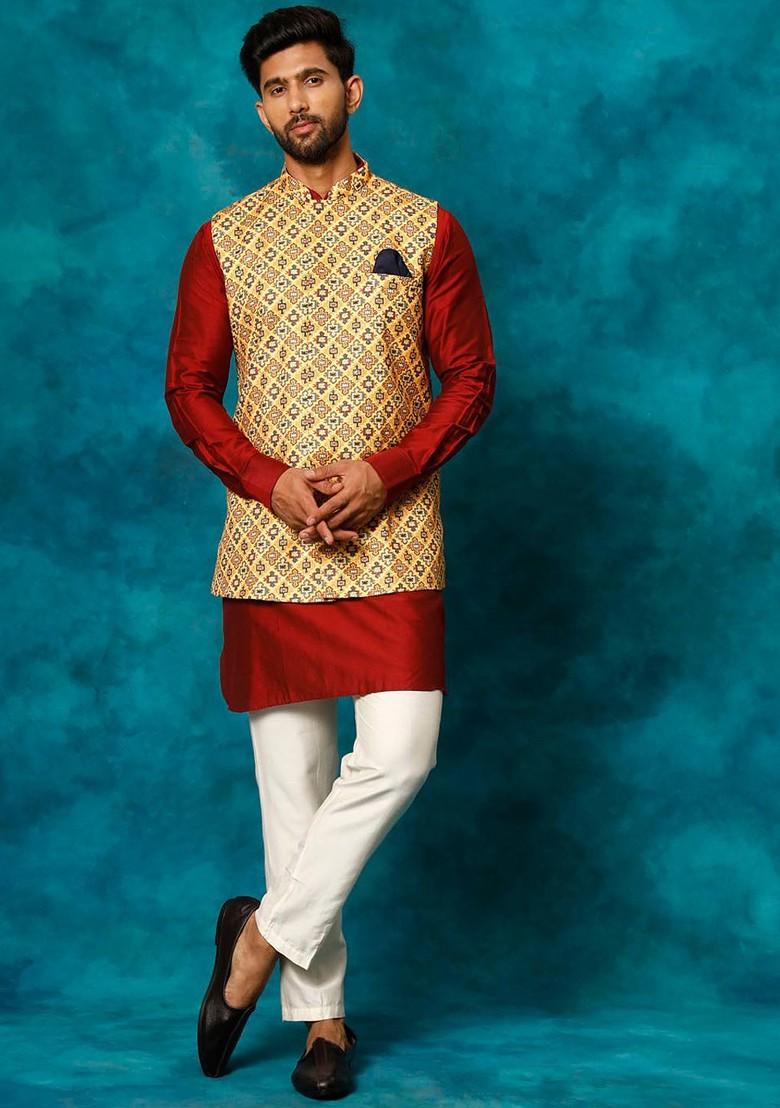 Maroon Solid Poly Blend Kurta Set For Men