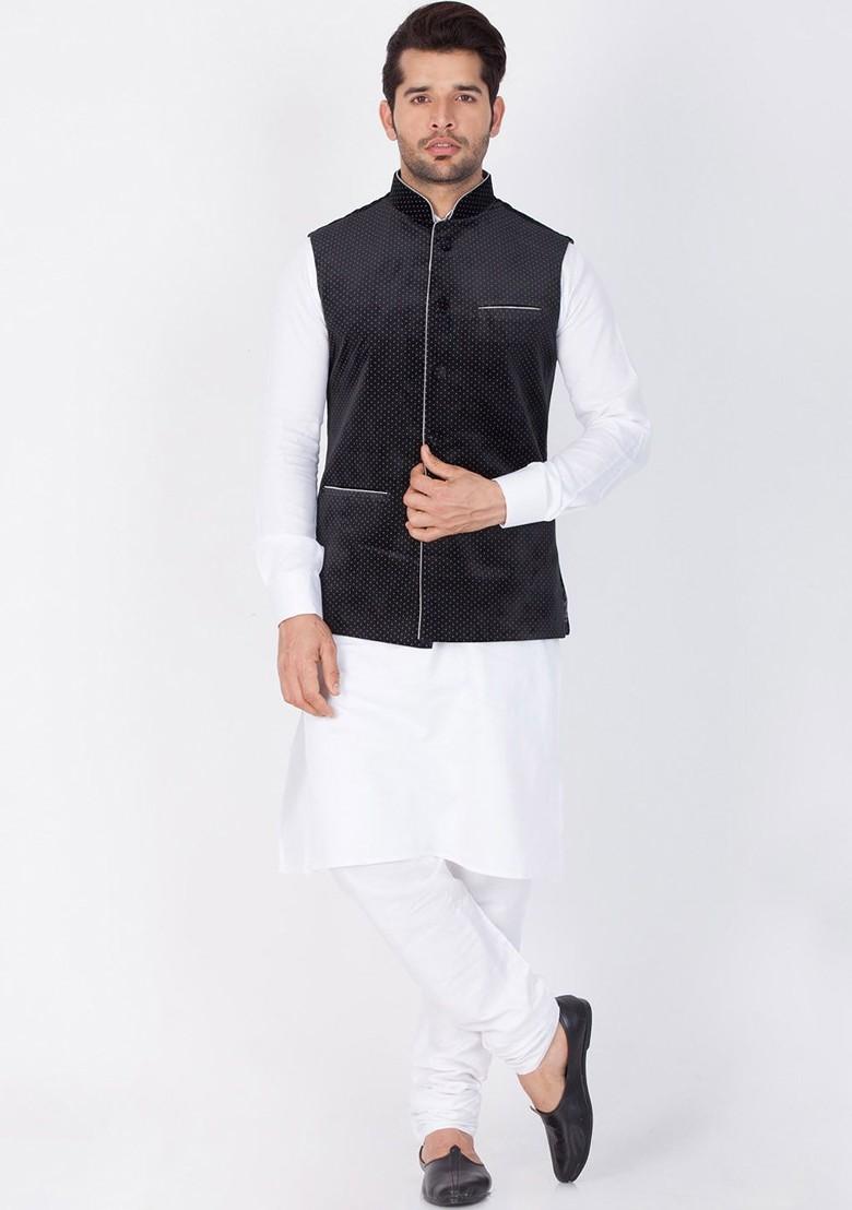 White Solid Cotton Kurta Set For Men