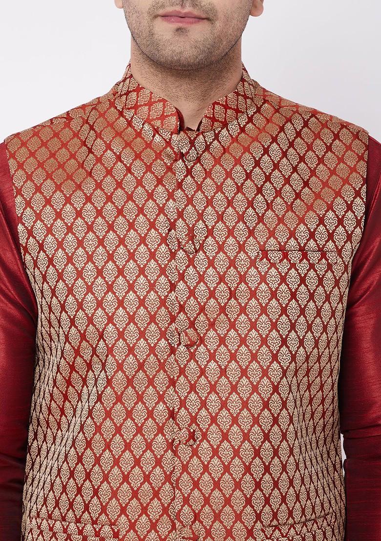 Maroon Solid Poly Blend Kurta Set For Men