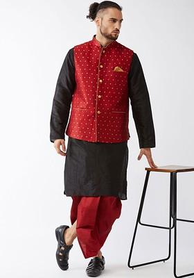 Black Solid Poly Blend Kurta Set For Men