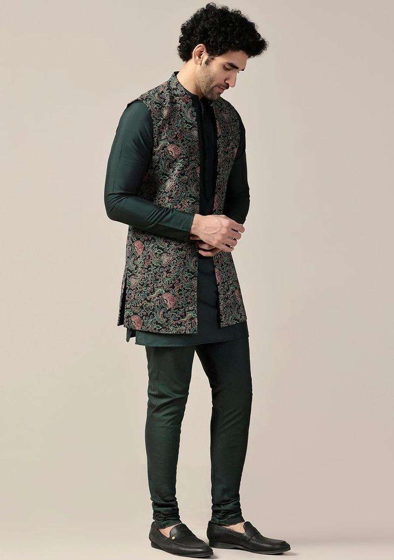 Green Solid Cotton Kurta Set For Men - Indya
