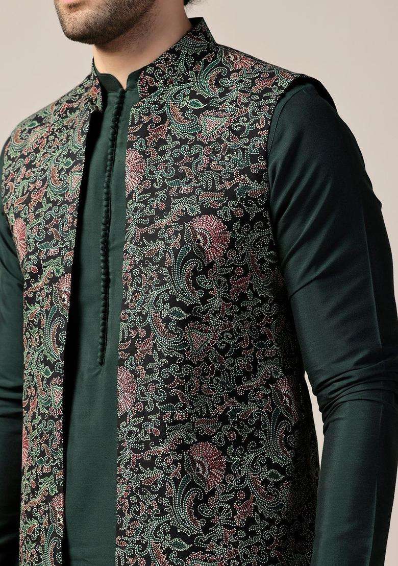Green Solid Cotton Kurta Set For Men - Indya
