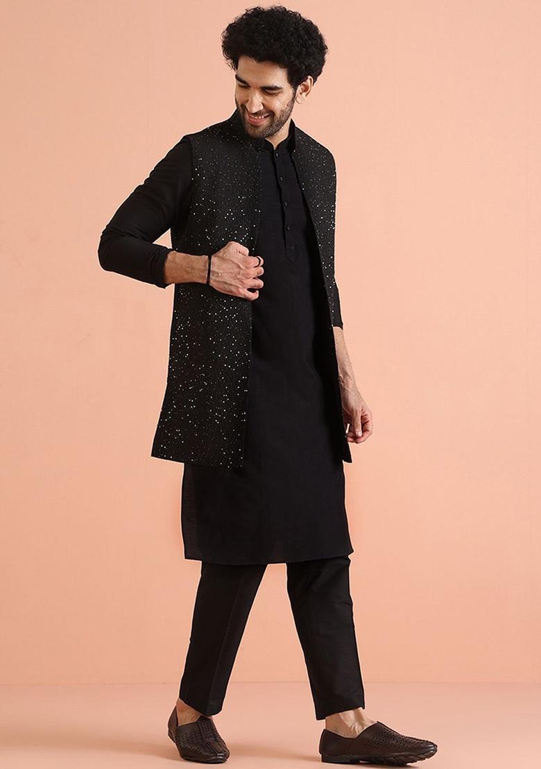 Black Solid Cotton Kurta Set For Men - Indya