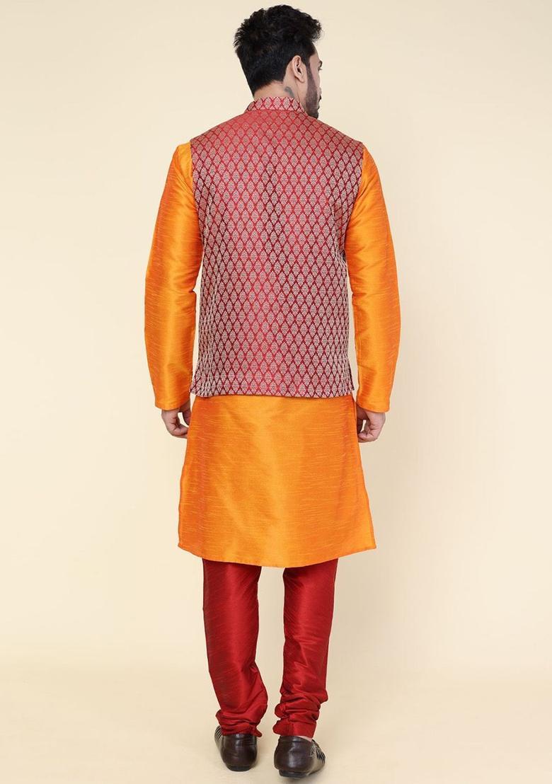 Maroon Solid Silk Kurta Set For Men - Indya