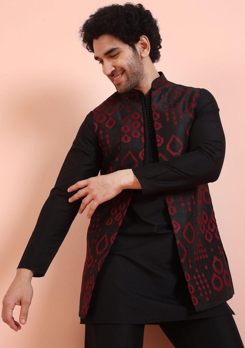 Black Solid Silk Kurta Set For Men - Indya