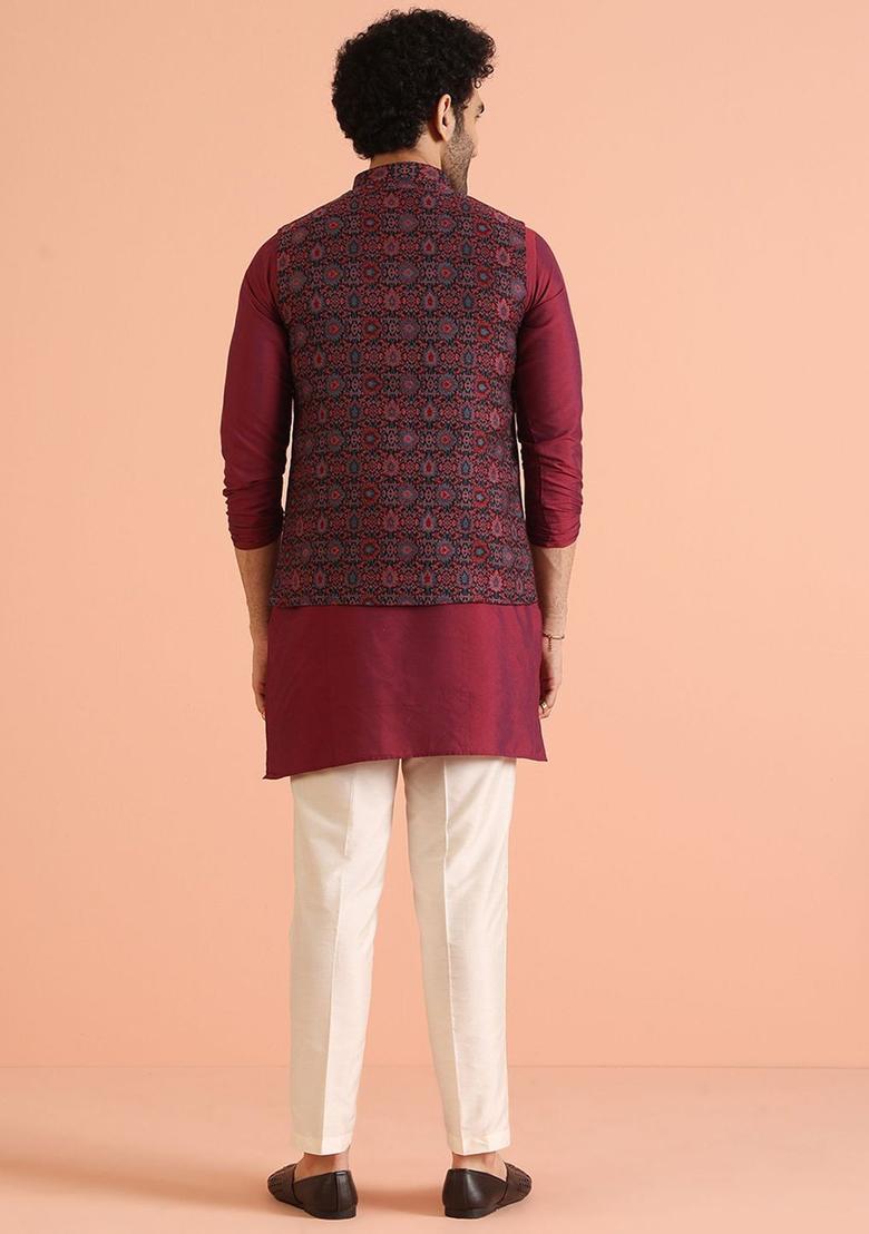 Maroon Woven Design Silk Kurta Set For Men - Indya