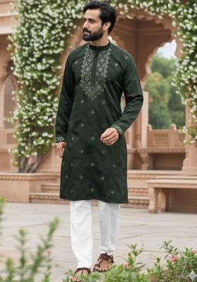 Green Embroidered Blended Kurta Set For Men