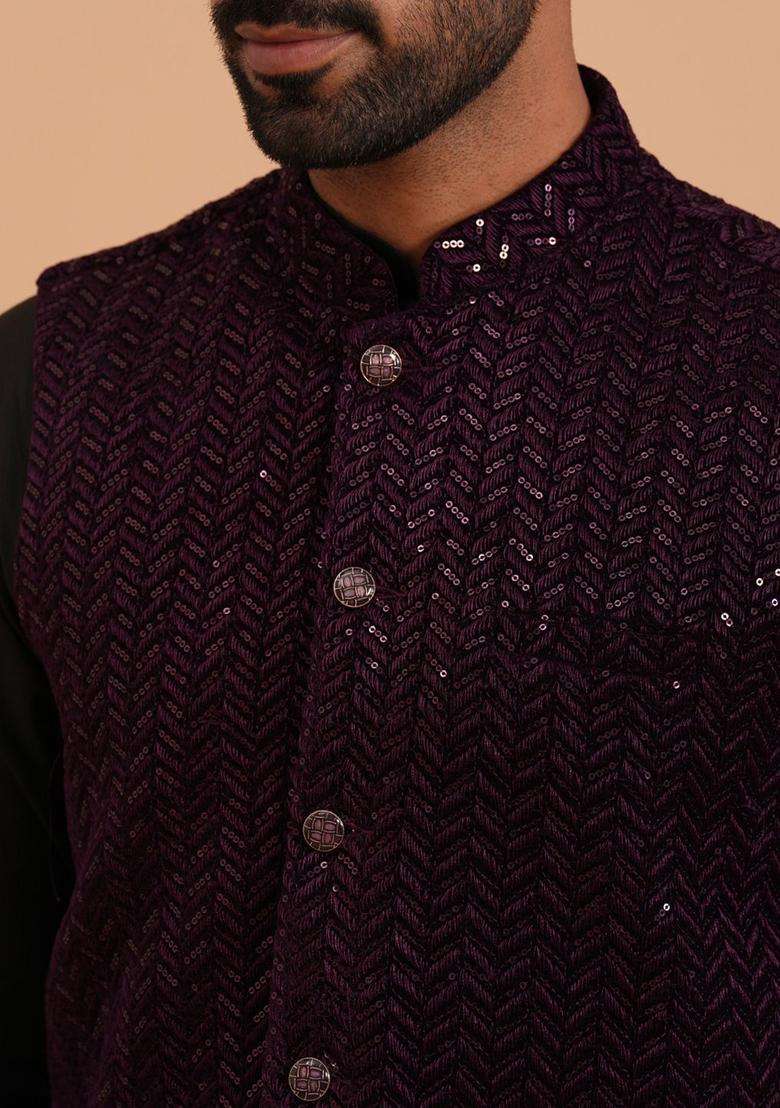 Black Solid Velvet Kurta Set For Men - Indya
