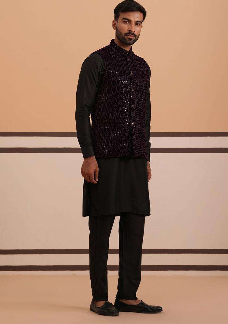Black Solid Velvet Kurta Set For Men - Indya