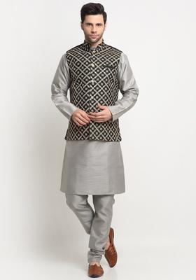 Silver Solid Silk Kurta Set For Men