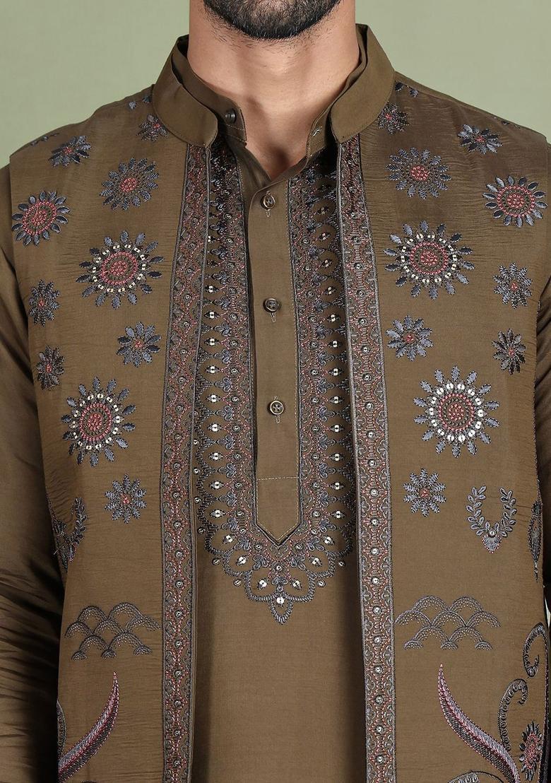 Olive Embroidered Cotton Kurta Set For Men - Indya