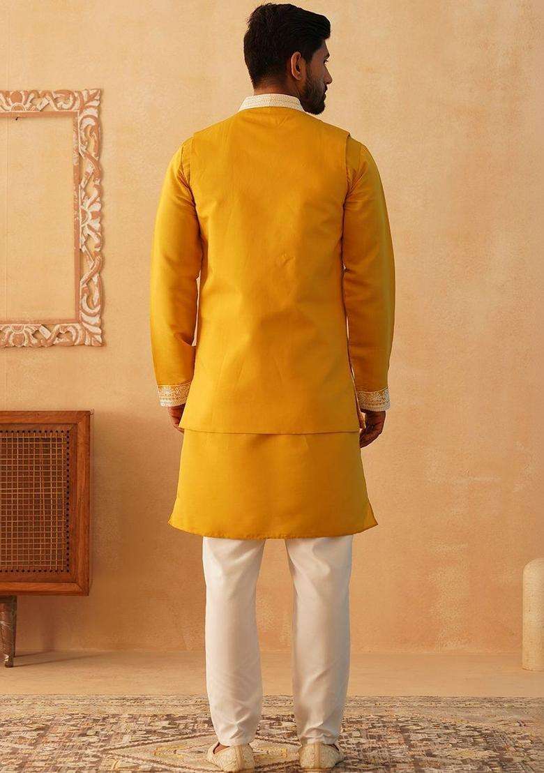 Yellow Solid Cotton Kurta Set For Men - Indya