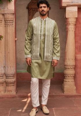 Green Yoke Design Cotton Kurta Set For Men
