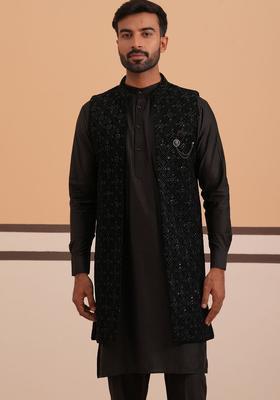 Black Solid Velvet Kurta Set For Men