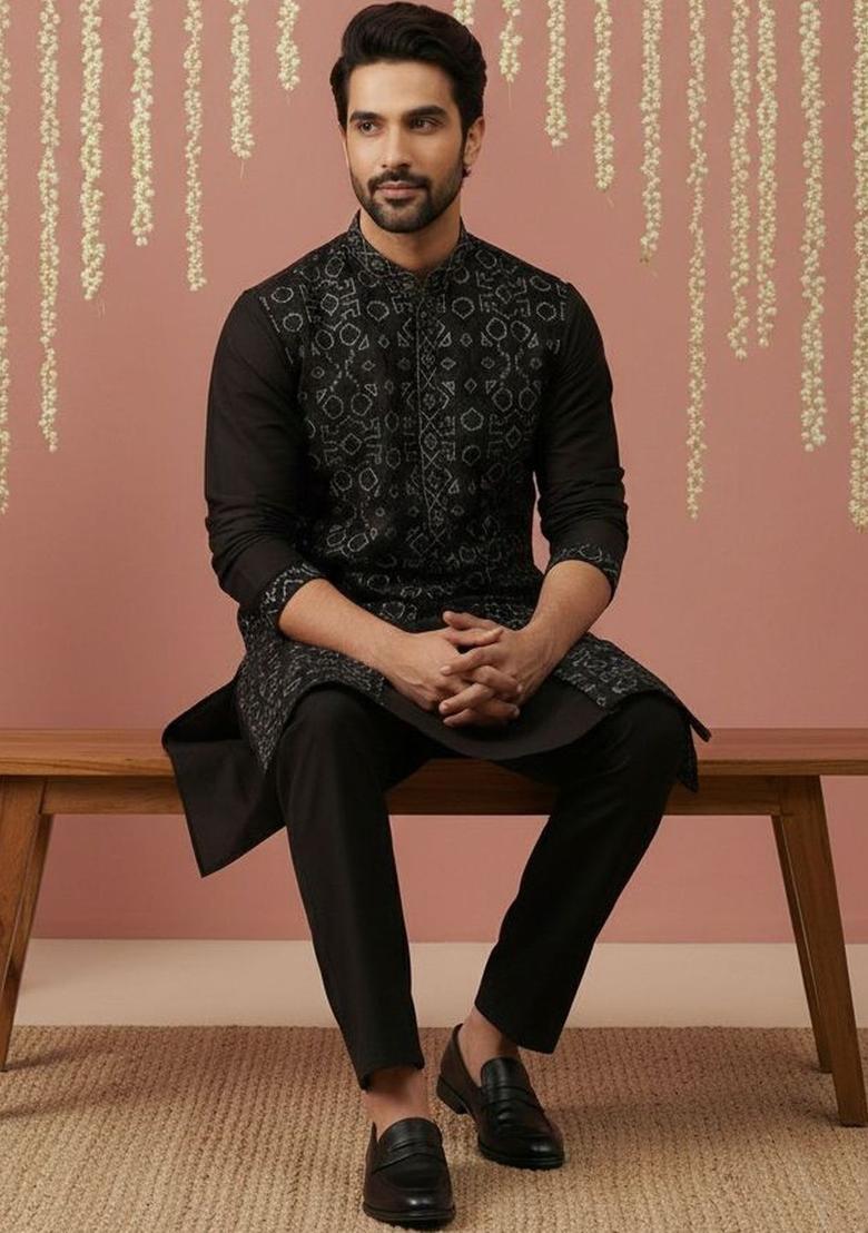 Black Printed Silk Kurta Set For Men - Indya