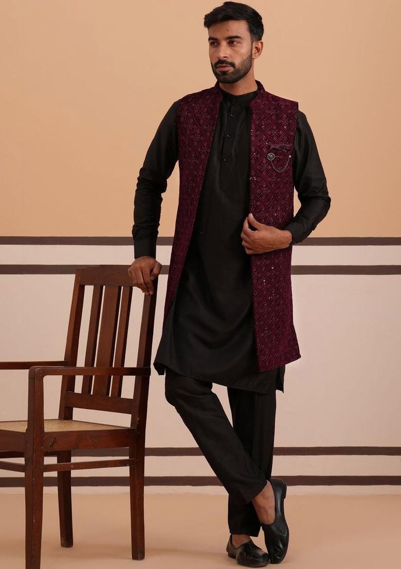 Black Solid Velvet Kurta Set For Men - Indya