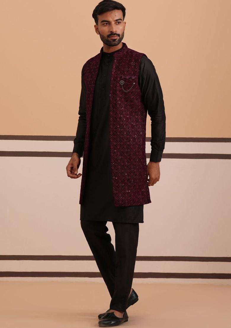 Black Solid Velvet Kurta Set For Men - Indya