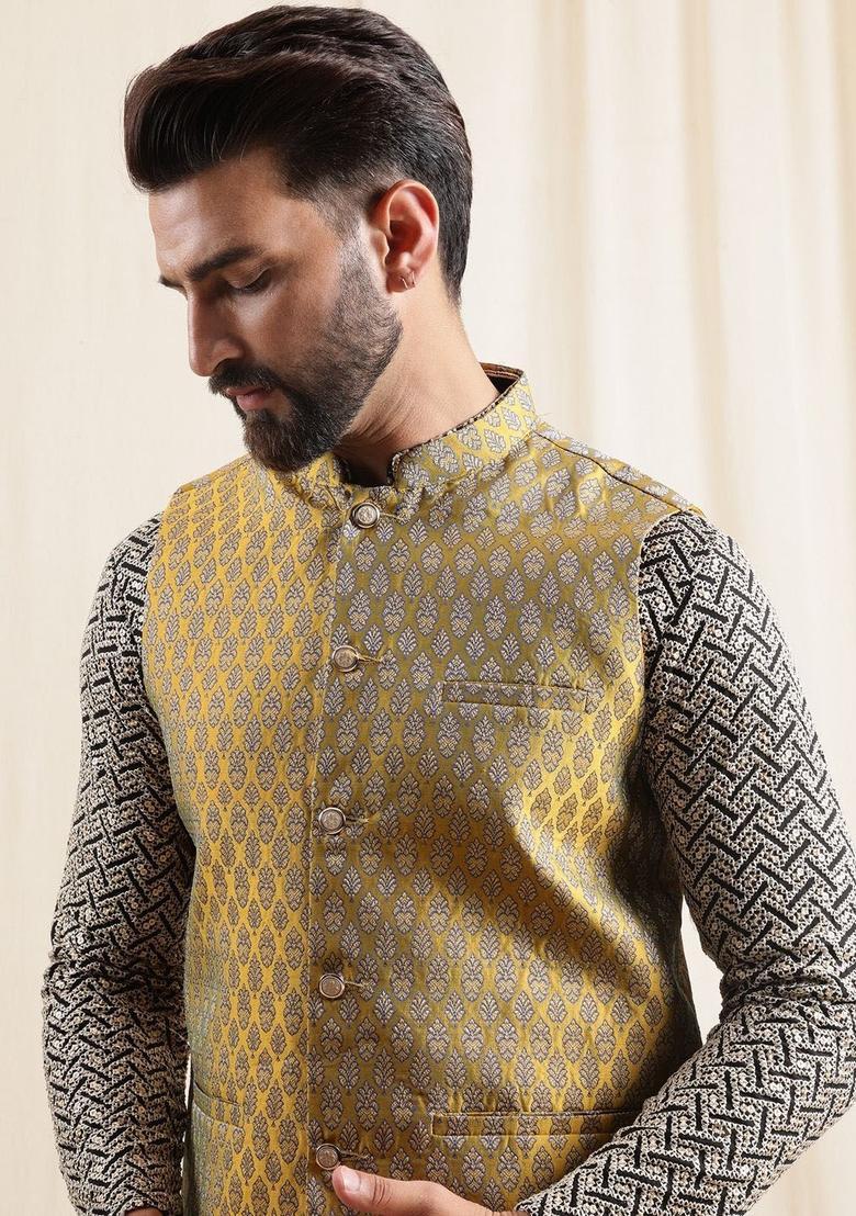 Black Embroidered Cotton Kurta Set For Men - Indya