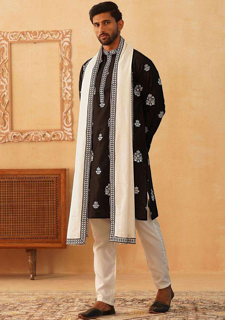 Black Embroidered Silk Kurta Set For Men - Indya