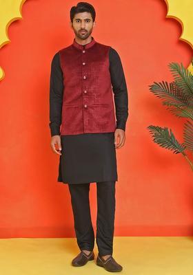 Maroon Self Design Velvet Kurta Set For Men