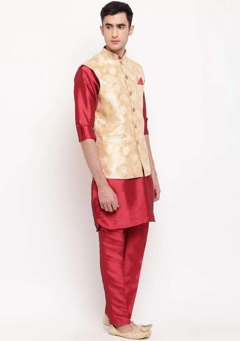 Red Solid Cotton Kurta Set For Men - Indya